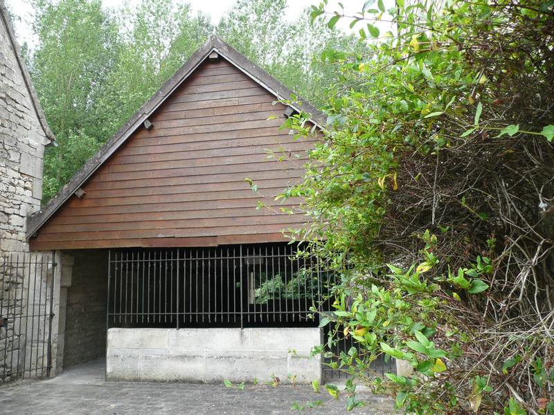 Lavoir de Mello.jpg